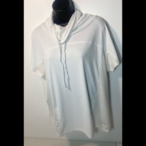 Womans White Under Armour Cowl Neck T shirt Top Size Large.